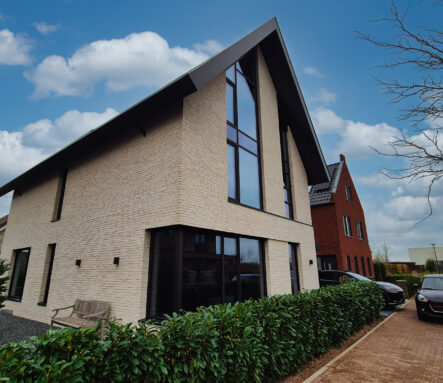 reynaers-slim-line-38-moderne-villa-belgium